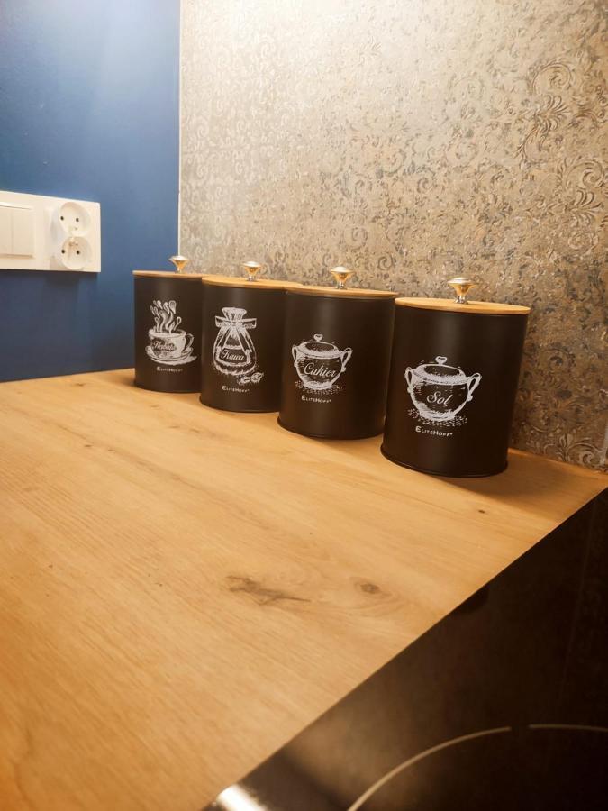 Miodowy Apartament Złotów Εξωτερικό φωτογραφία