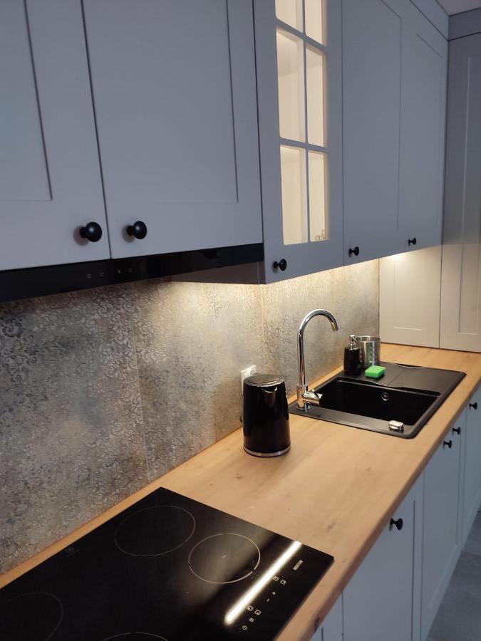Miodowy Apartament Złotów Εξωτερικό φωτογραφία